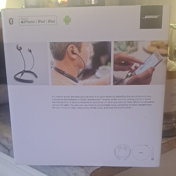 Bose Black and Gold Conversation-Enhancing Headphones NIB - Picture 2 of 2